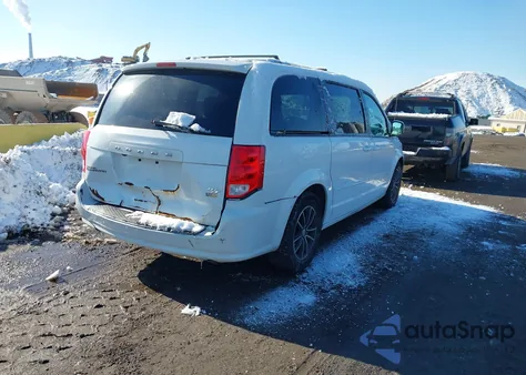 2016 Dodge Grand Caravan R/T из США, поврежденный, VIN 2C4RDGEG7GR384403